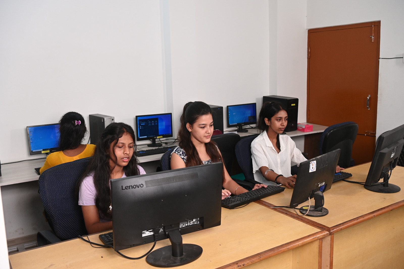 Advance Diploma in Computer Application